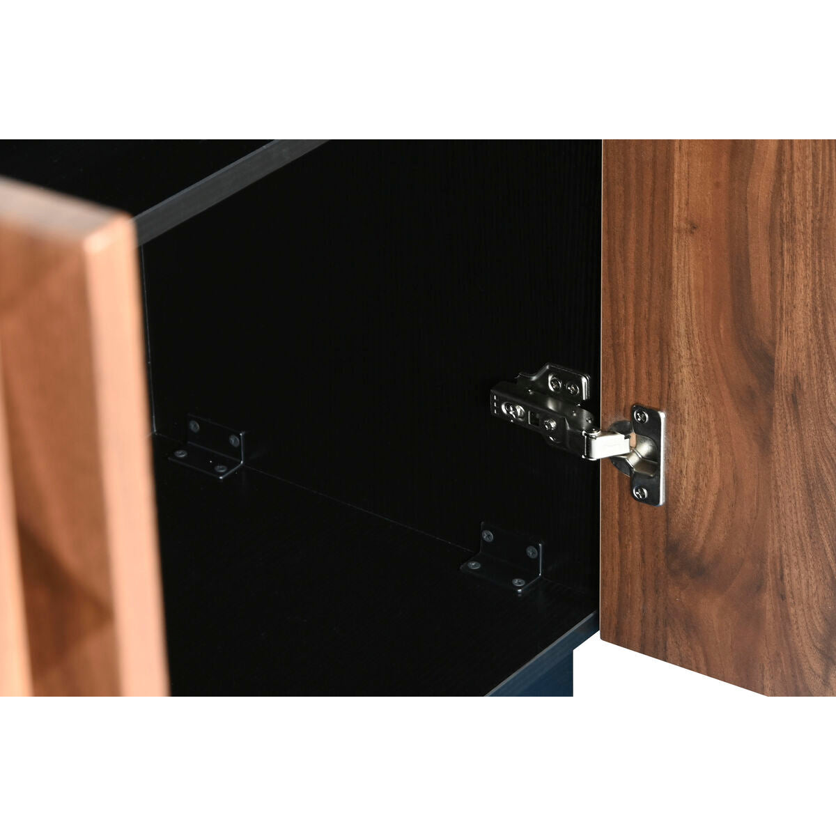 V9H21284C0D4B4BC26F235D76E77910A7A0R7133973P6