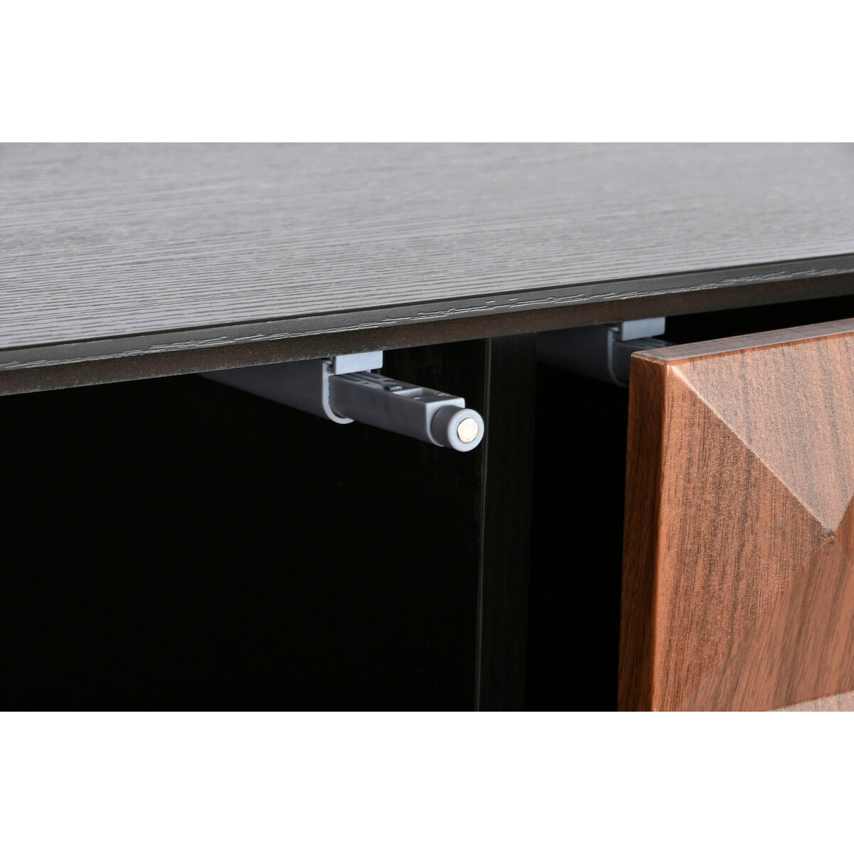 V9H517FEEDB535FB5FE275C5E9C7B8B57EDR7133974P7